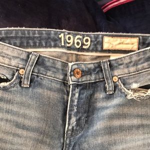 GAP 1969 Ultimate Skinny Jean Size 2